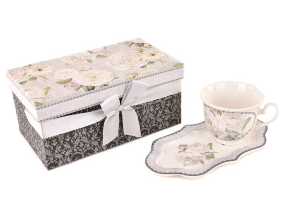 Skodelica s podstavkom v dar.škatli bela porcelan